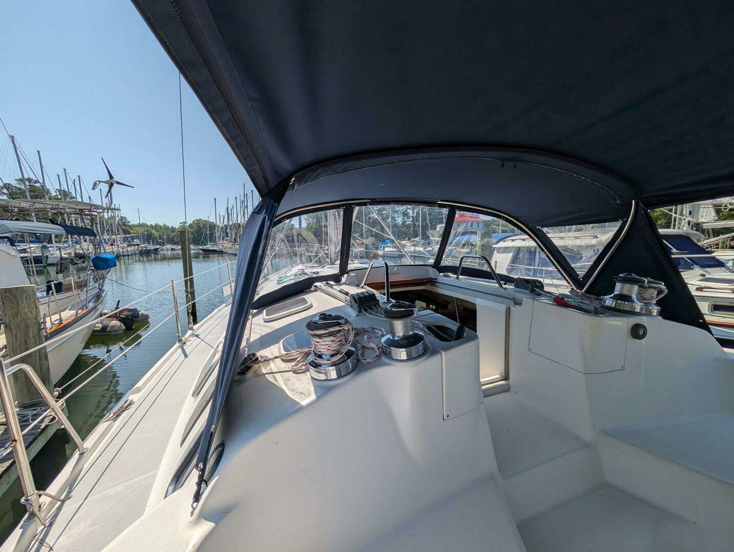 2002 Hunter 410 - Image 13