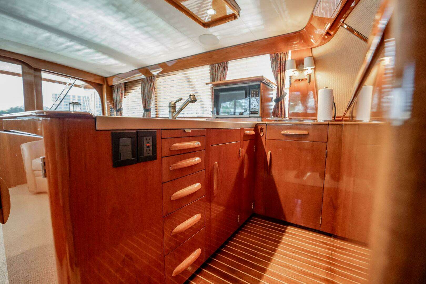 1983 Rybovich 55 Convertible - Image 26