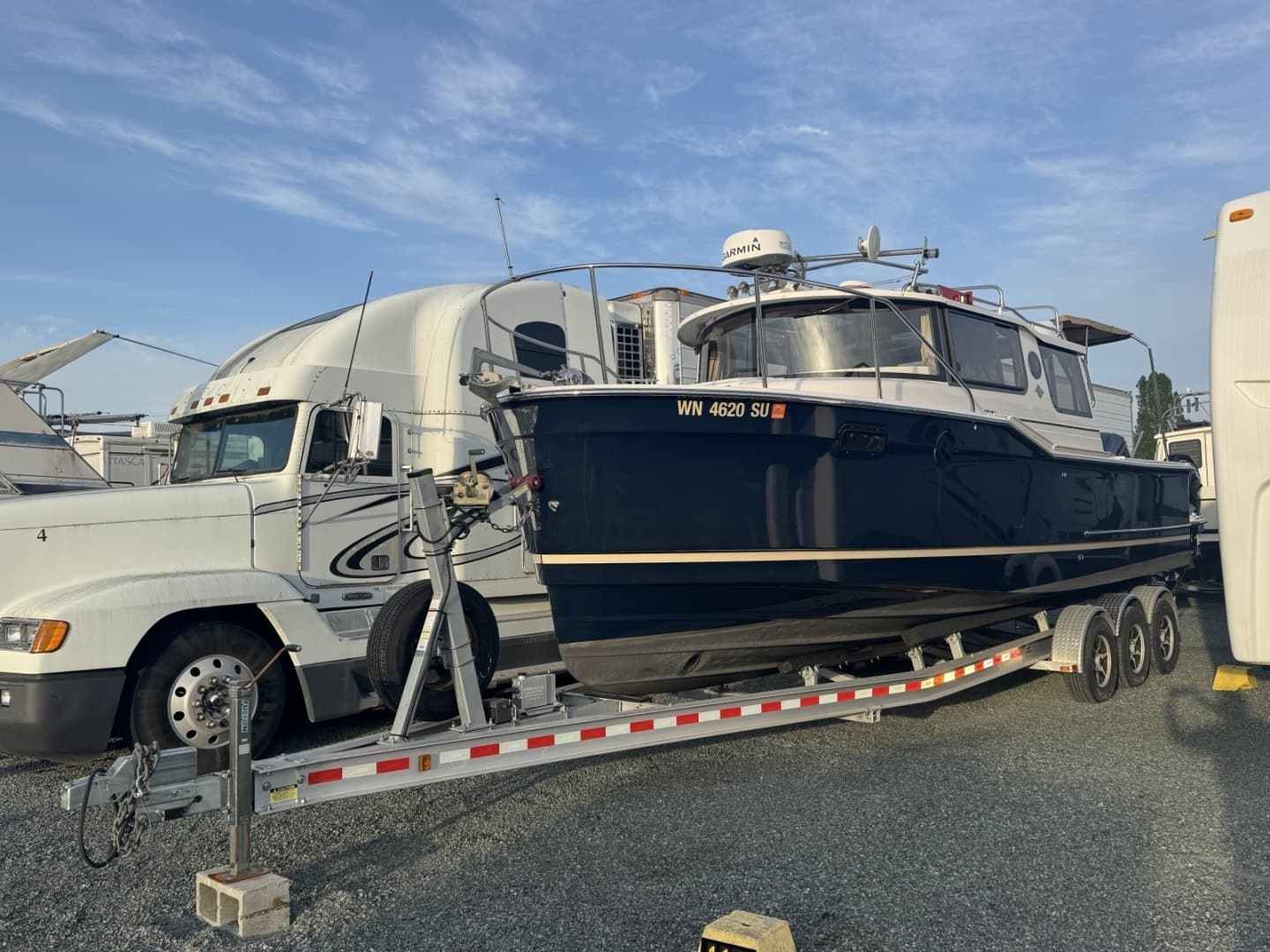 2020 Ranger Tugs R-27 - Image 12