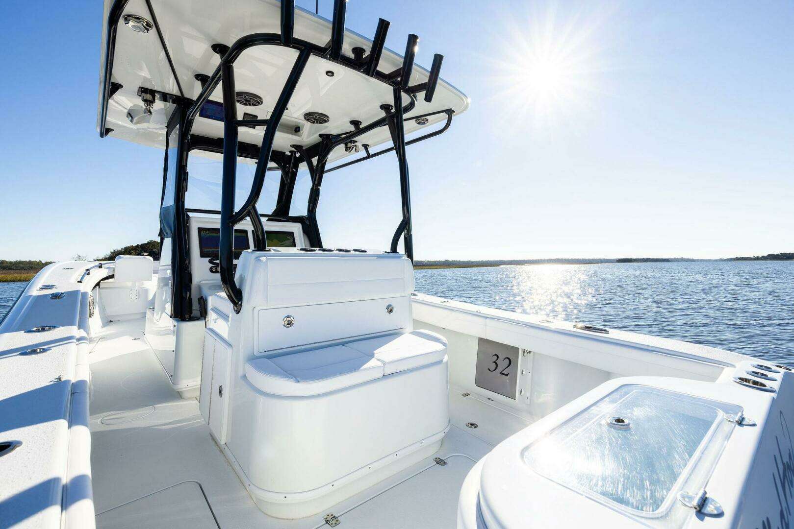 2023 Yellowfin 32 Offshore - Image 32
