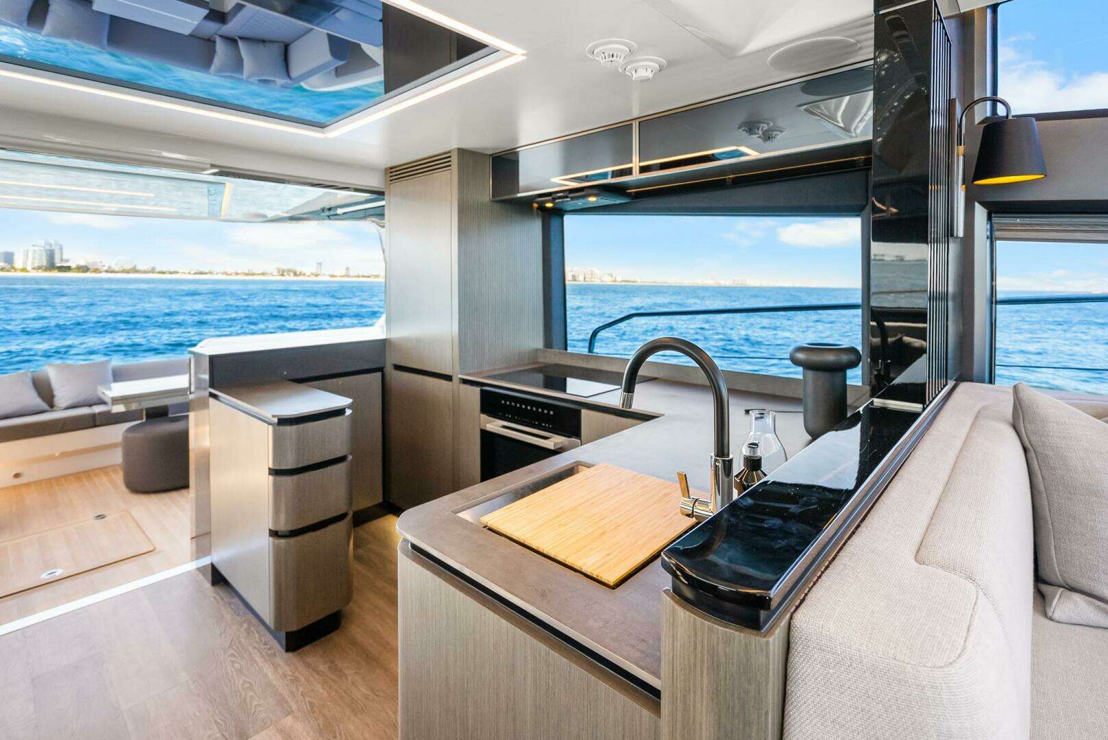 2027 Pearl 63 - Image 22