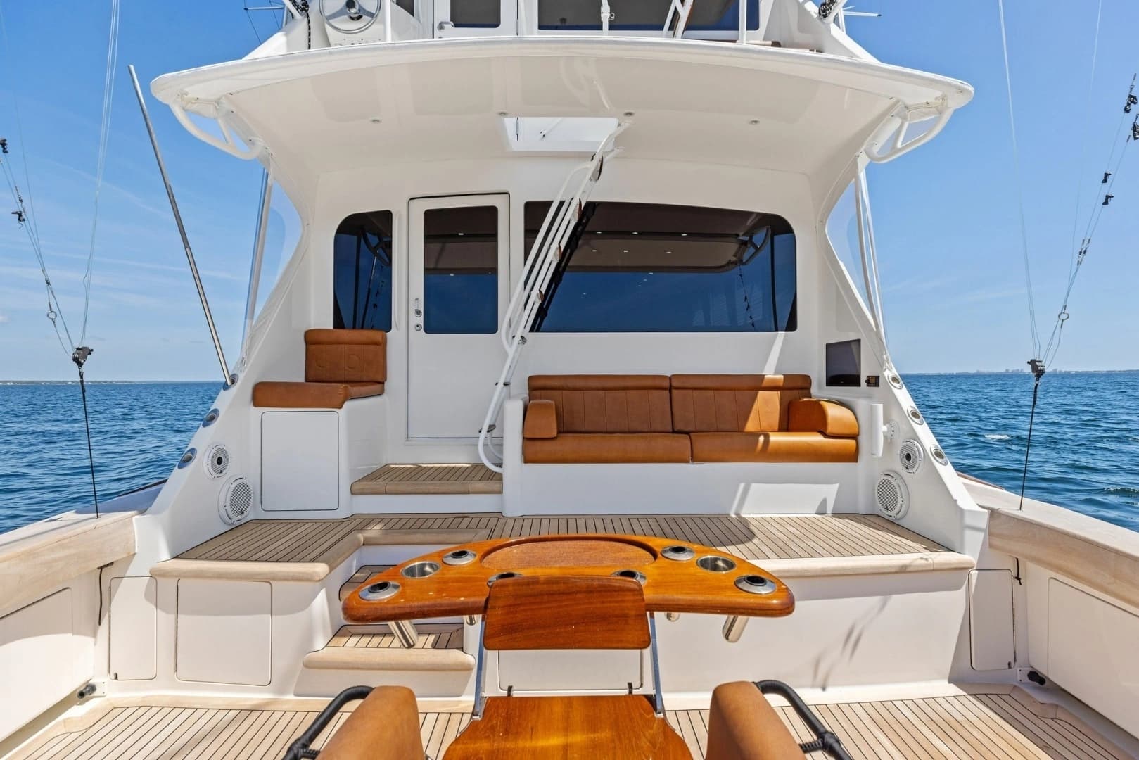 2008 Viking 68 Skybridge - Image 4