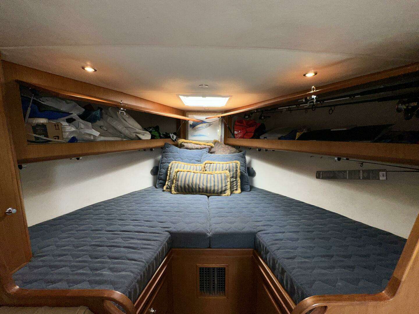 2007 Topaz 40 Express - Image 41