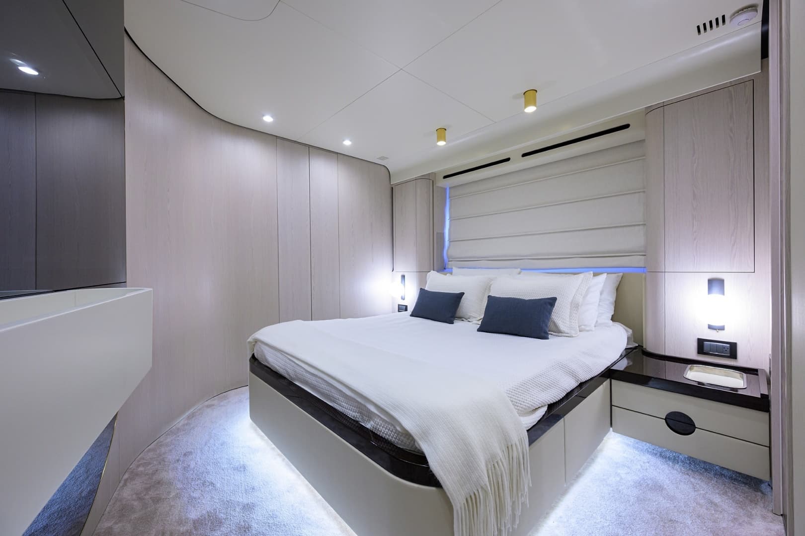 2024 Azimut Fly 78 - Image 43