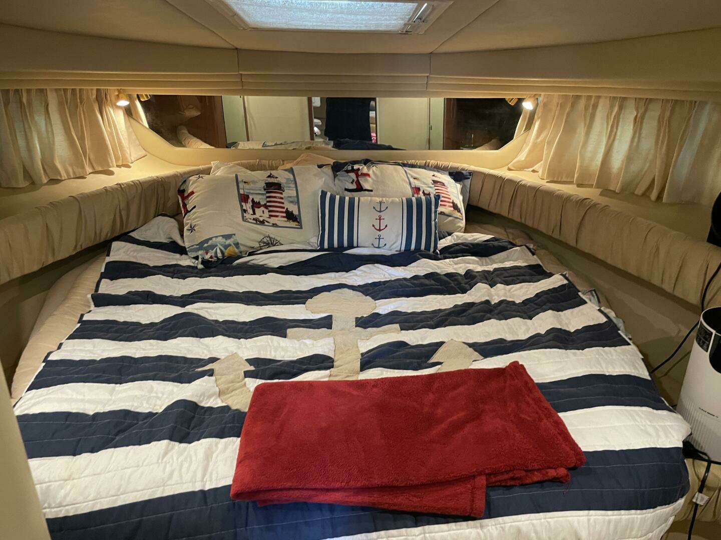 2001 Sea Ray 380 Sundancer - Image 31