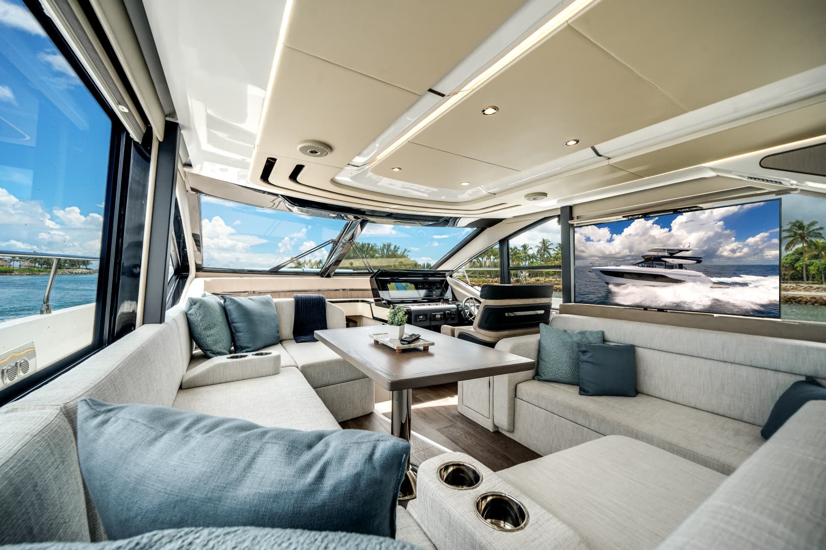 2026 Cruisers Yachts 57 FLY - Image 37