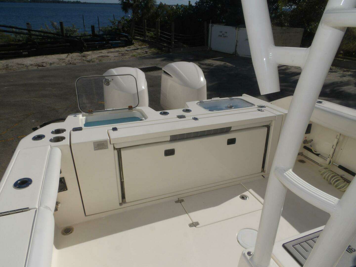 2020 Cobia 320 CC - Image 62