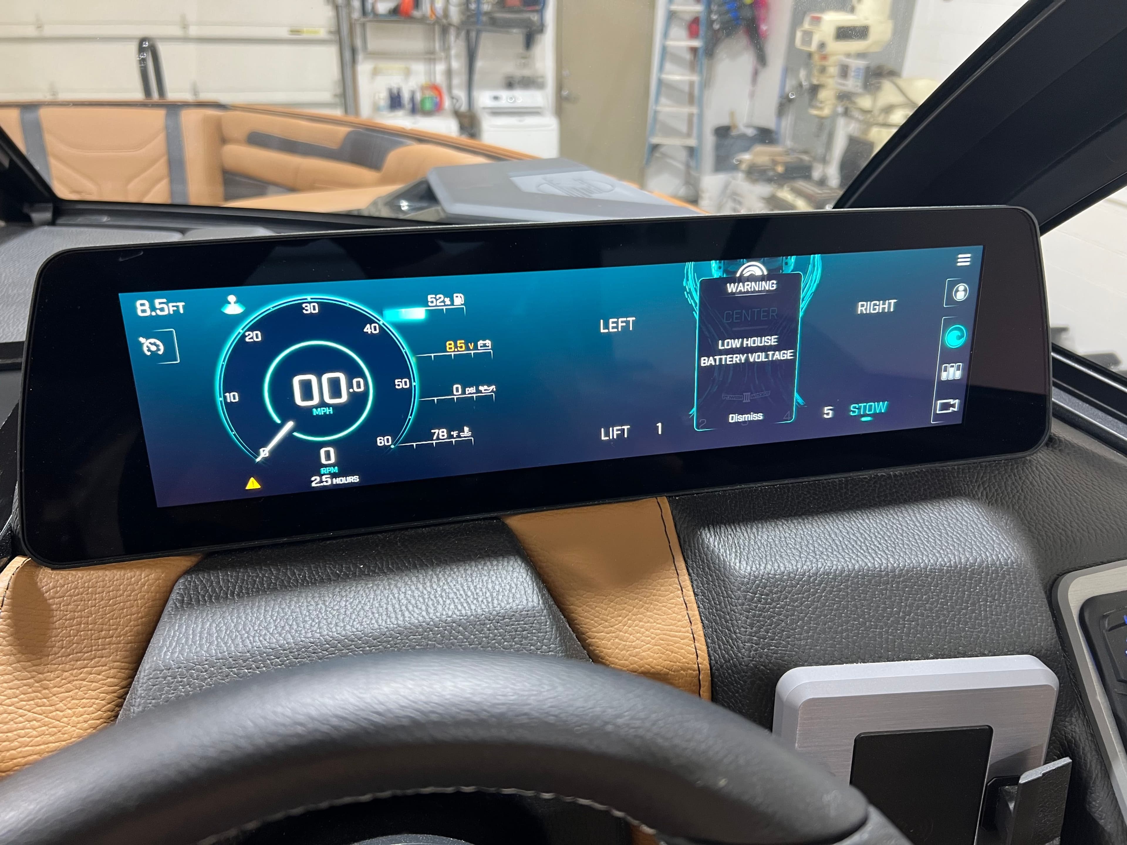 2026 MALIBU 25 LSV - Image 25
