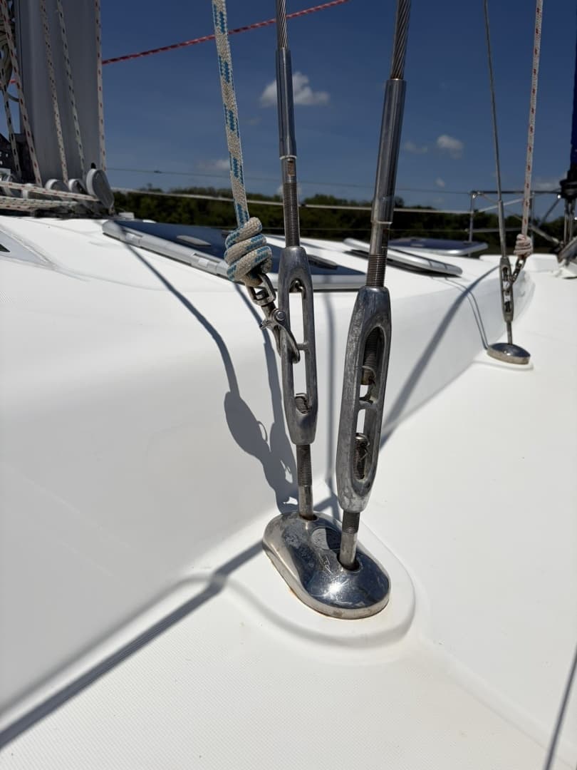 2006 Beneteau 423 - Image 78
