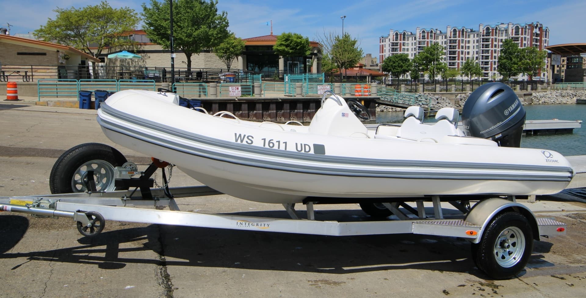 2023 Zodiac Yachtline 490 - Image 5
