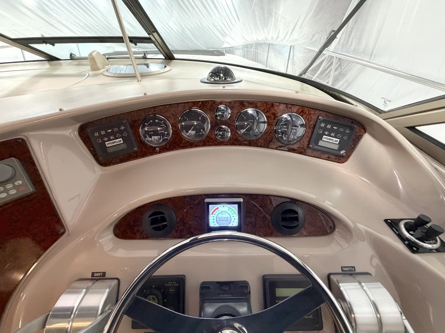 2001 Sea Ray 510 Sundancer 800 CAT - Image 6