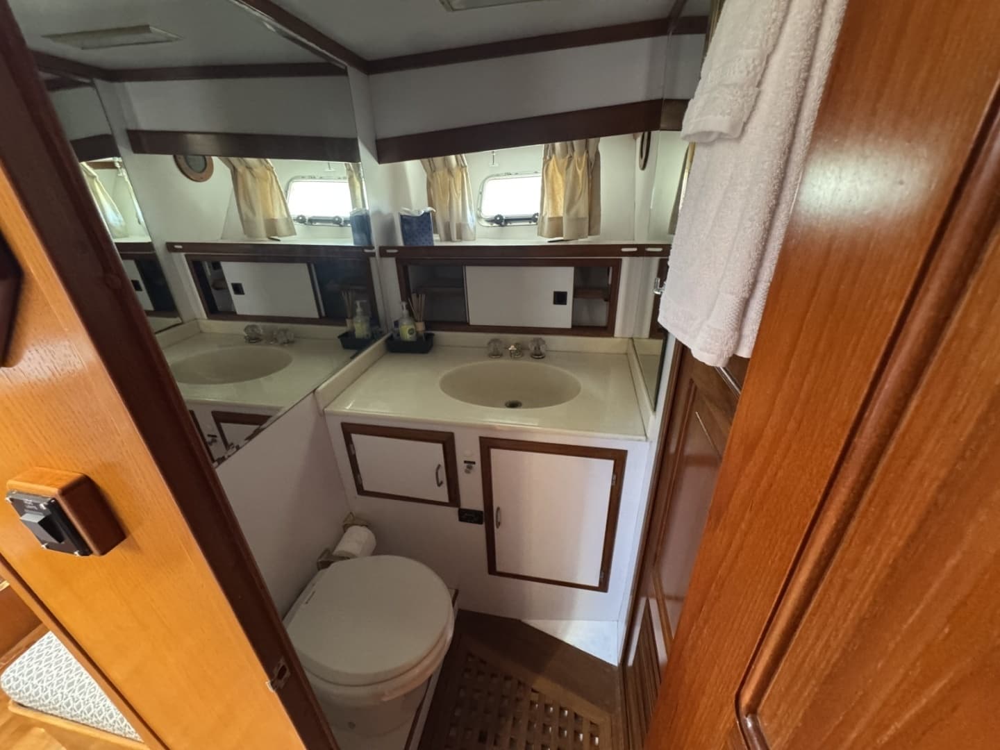 1987 Lien Hwa 47 - Image 5