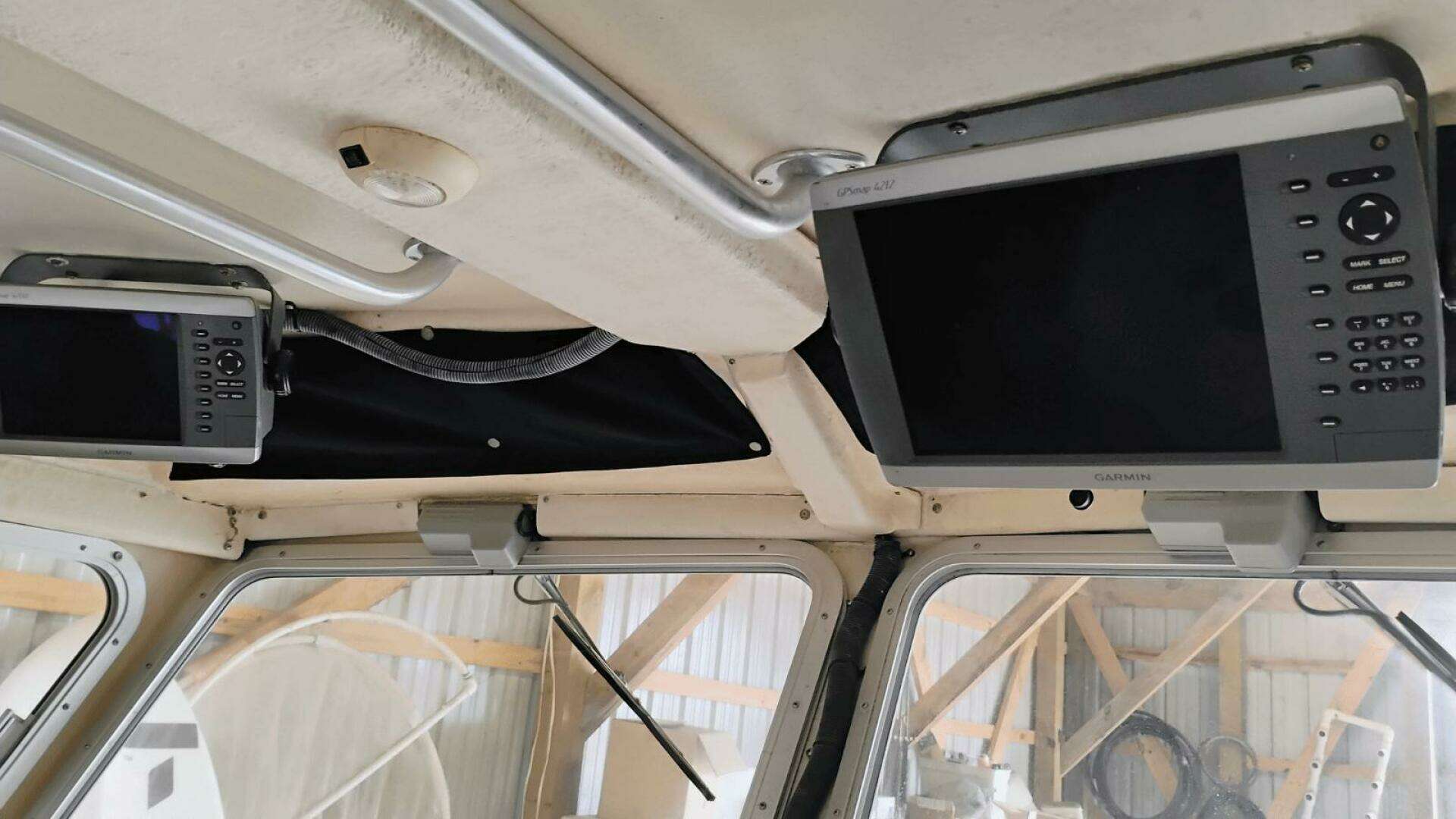 2009 McKee Craft Pilothouse 28 - Image 20