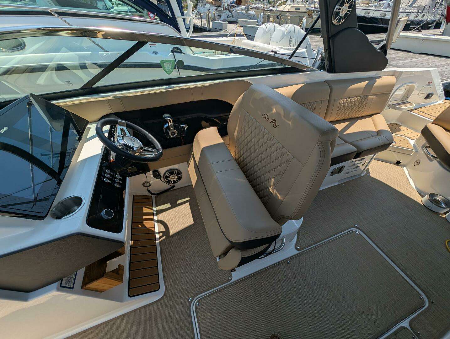 2023 Sea Ray 280 SLX - Image 24