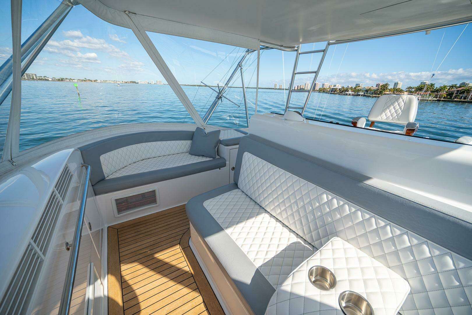 2009 Cabo 52 Flybridge - Image 30