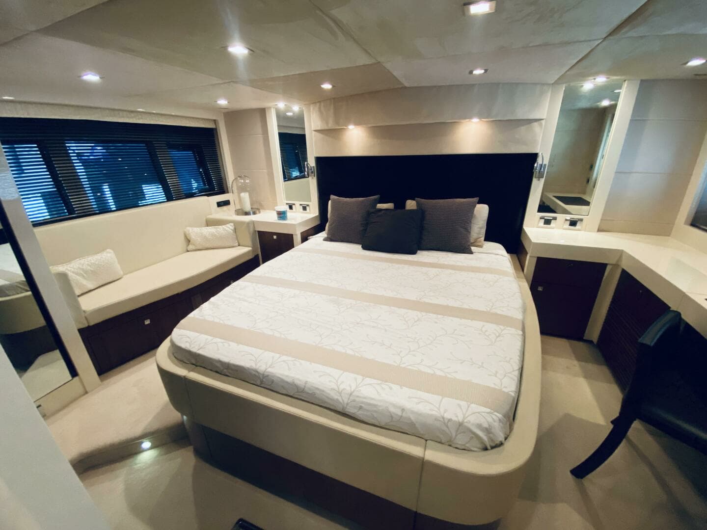 2010 Sunseeker Predator 60 - Image 65