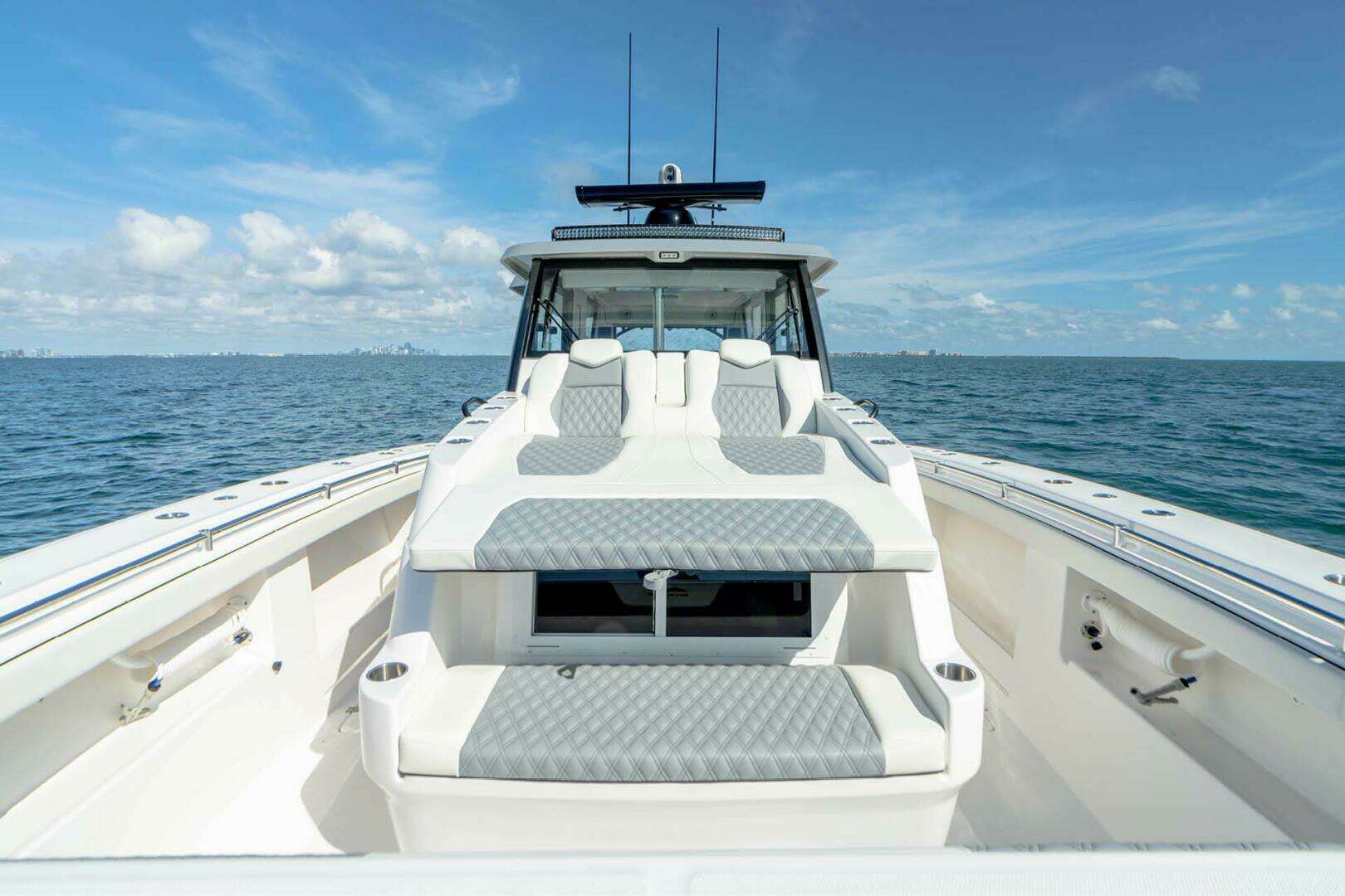2026 Invincible 46 Pilothouse - Image 6