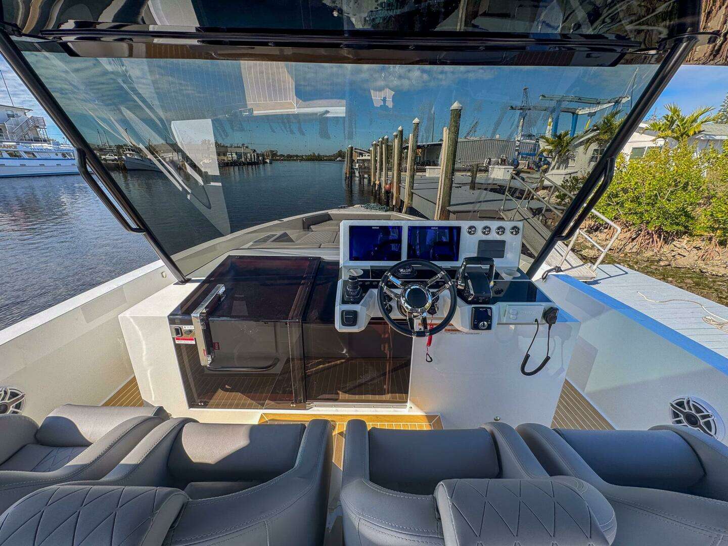 2026 De Antonio Yachts D42 - Image 22