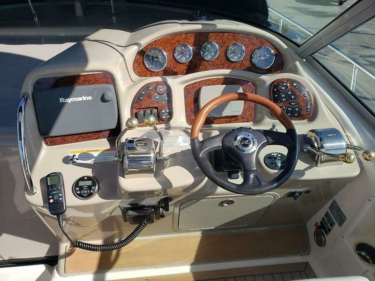 2007 Sea Ray 340 Sundancer - Image 7