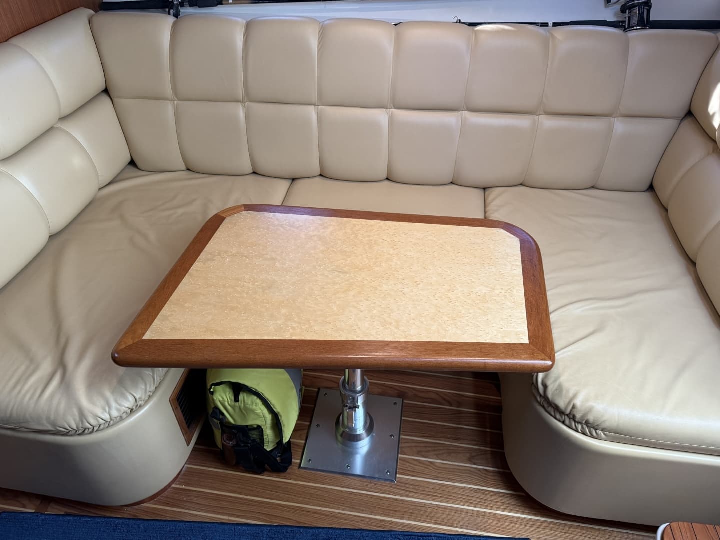 2003 Tiara Yachts 3500 Open - Image 17
