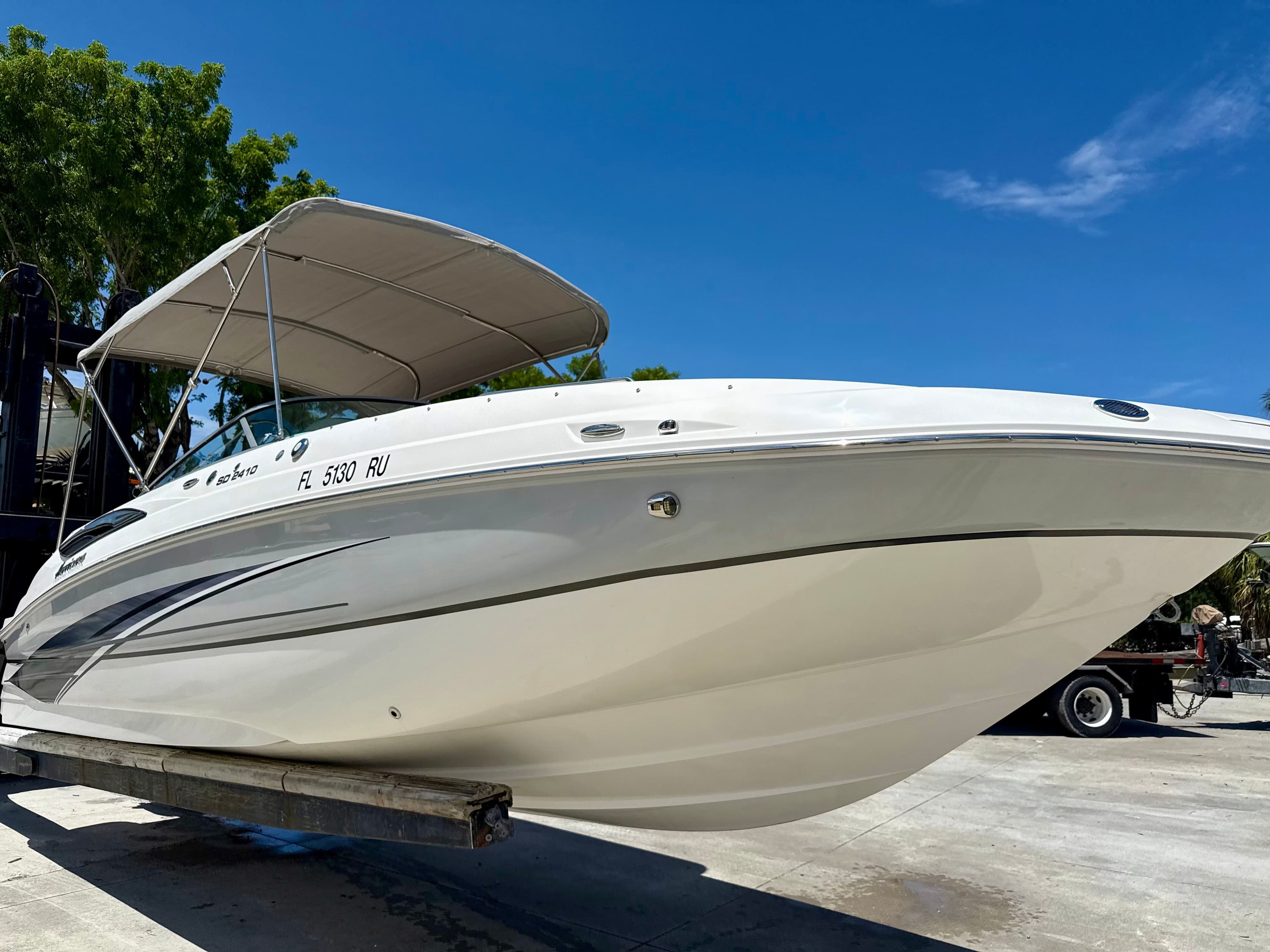 2019 Hurricane SunDeck 2410 OB