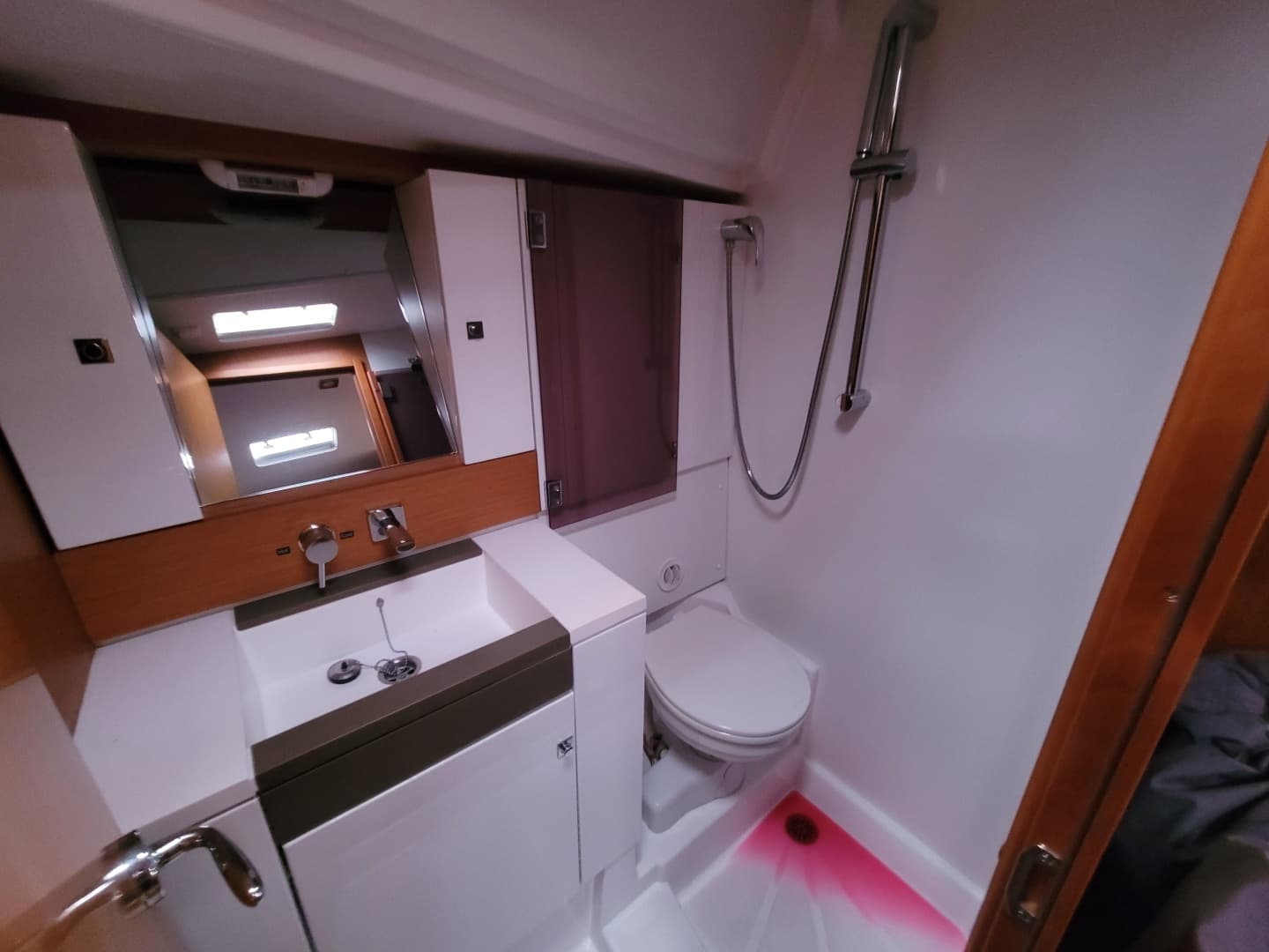 2017 Jeanneau Sun Odyssey 44 DS - Image 40
