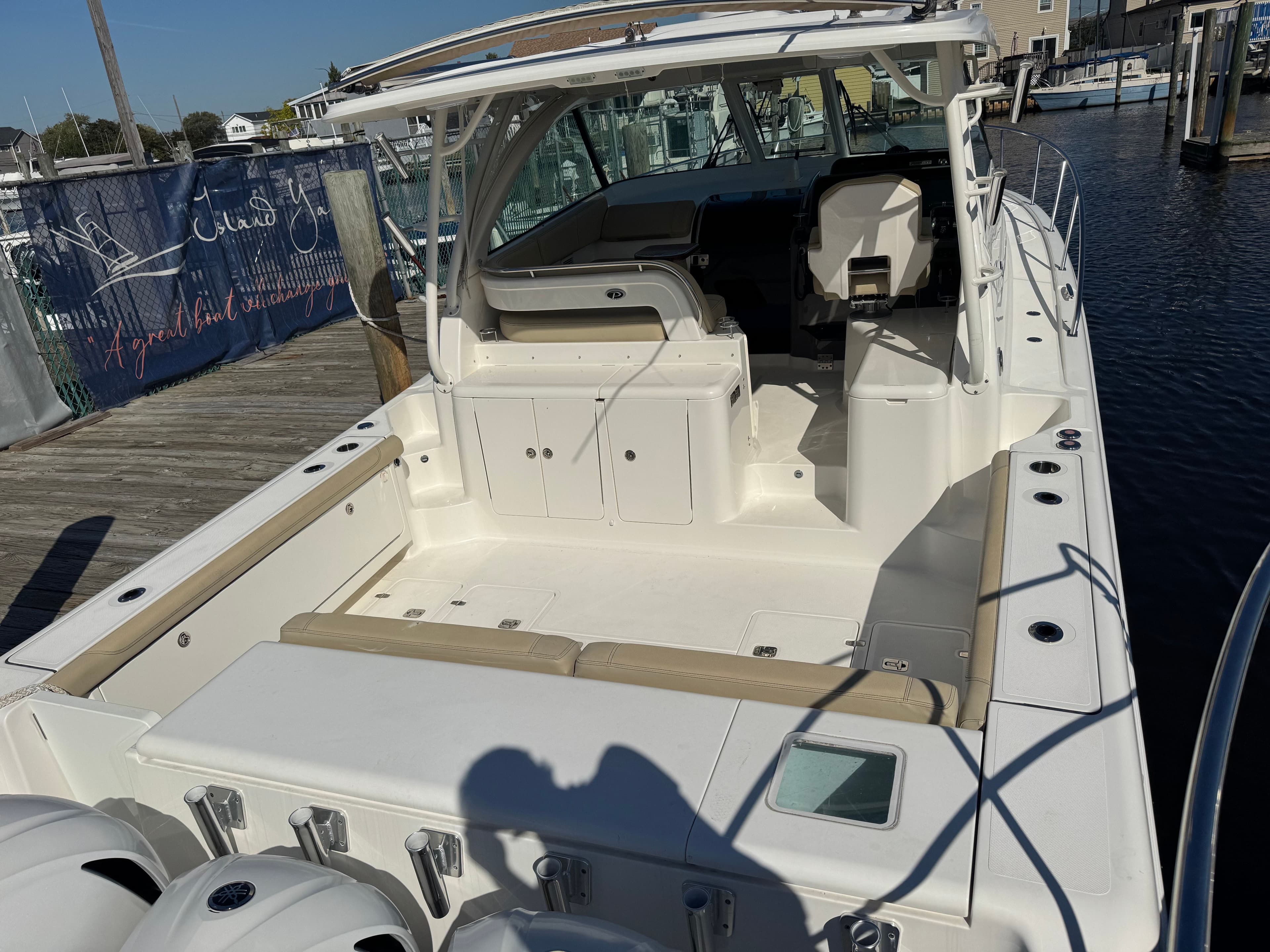 2020 Pursuit OS 385 Offshore - 18