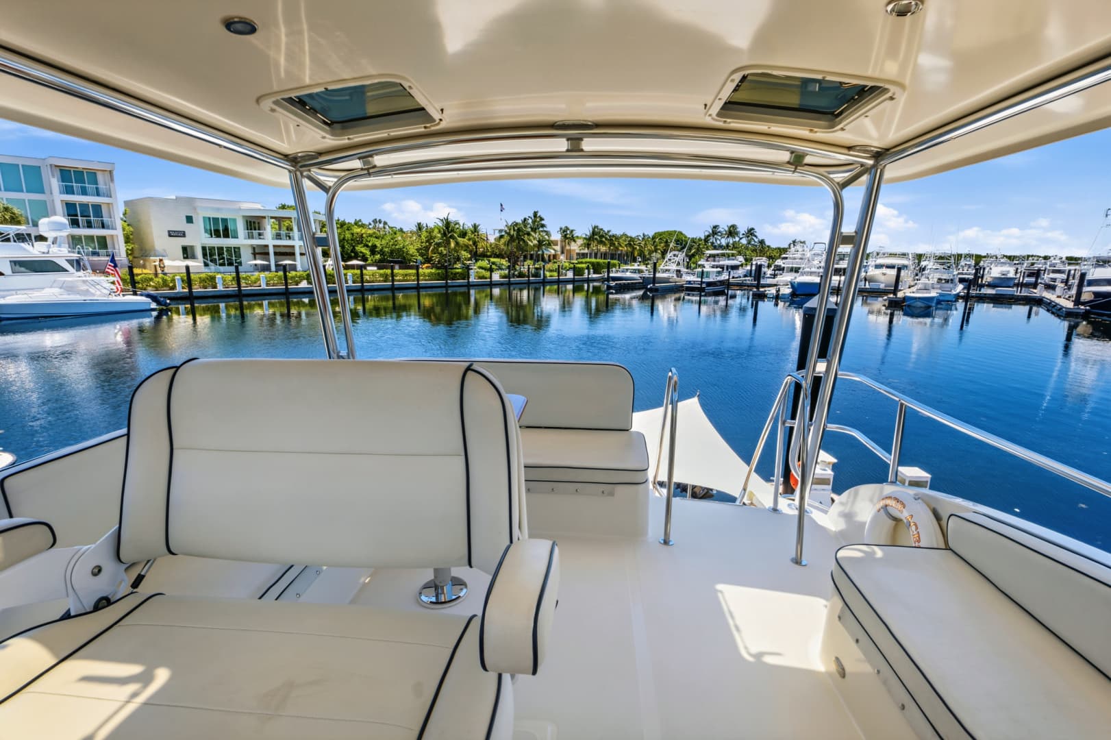 2007 Hinckley TALARIA 55MY - Image 44