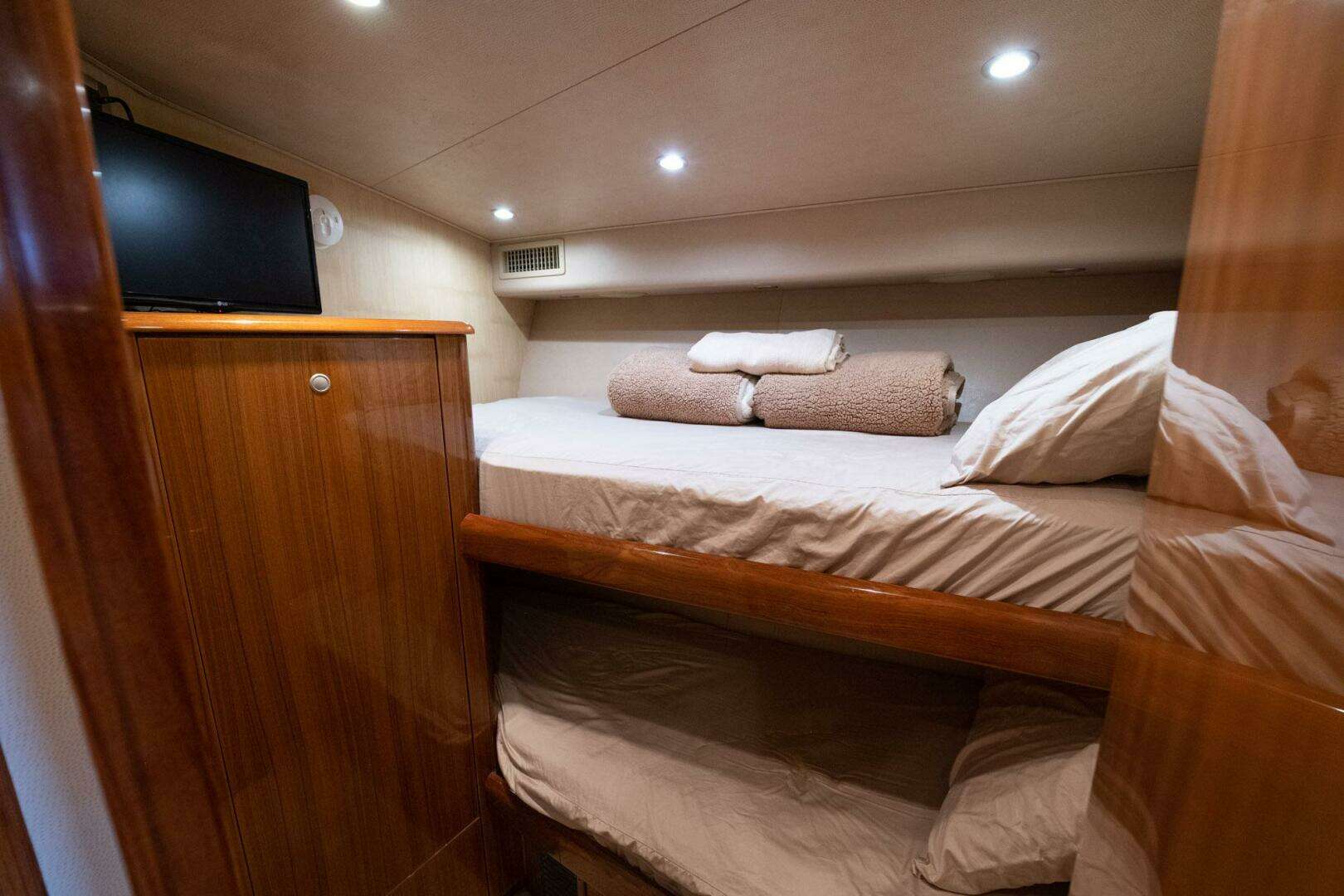 2007 Viking Convertible - Image 31
