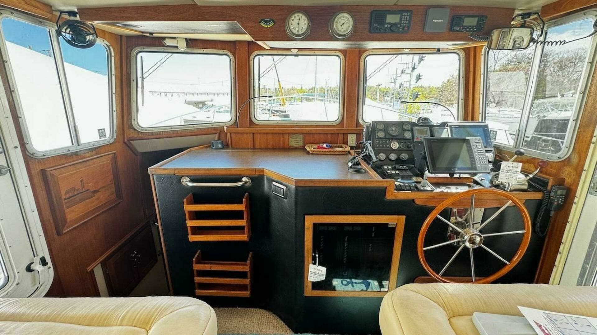 2001 American Tug 34 - Image 19