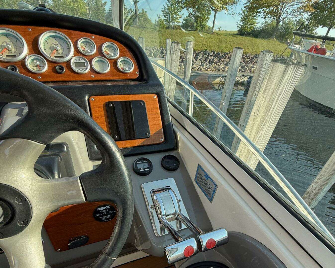 2006 Cruisers Yachts 420 Express - Image 6