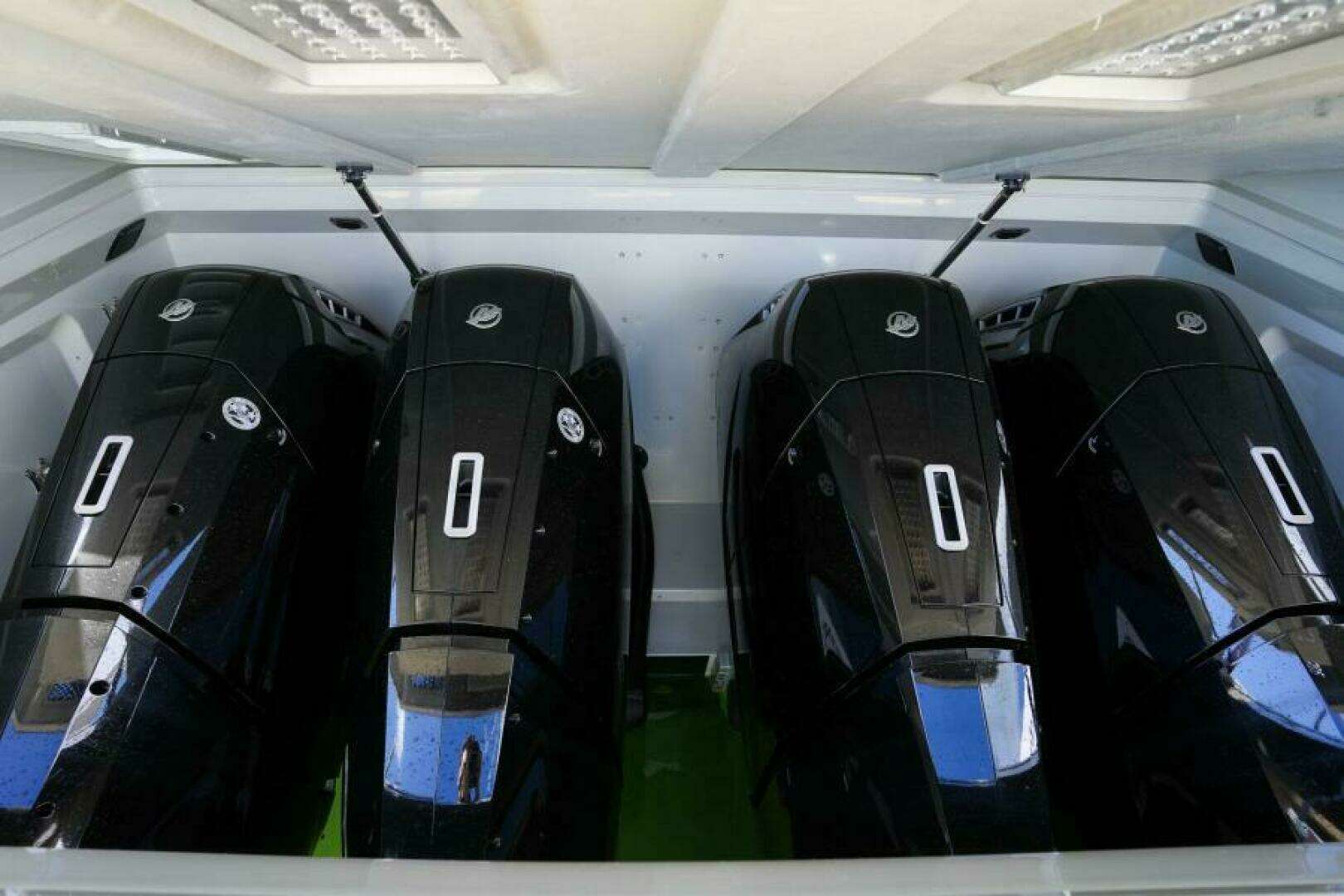 2026 De Antonio Yachts D60 - Image 9