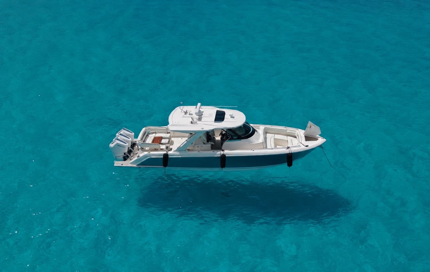2025 Tiara Yachts 38LS - Image 2