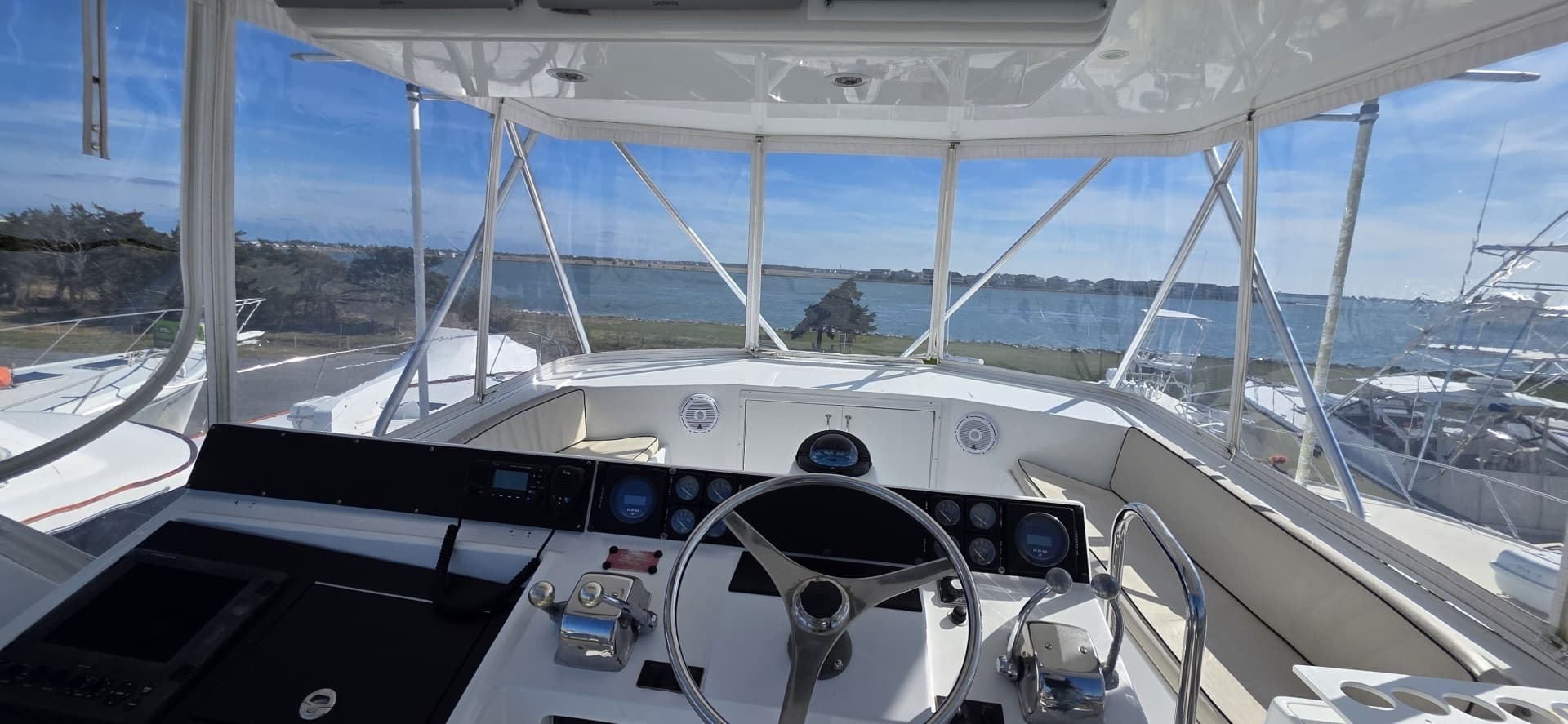 1989 Hatteras 52 Convertible - Image 41