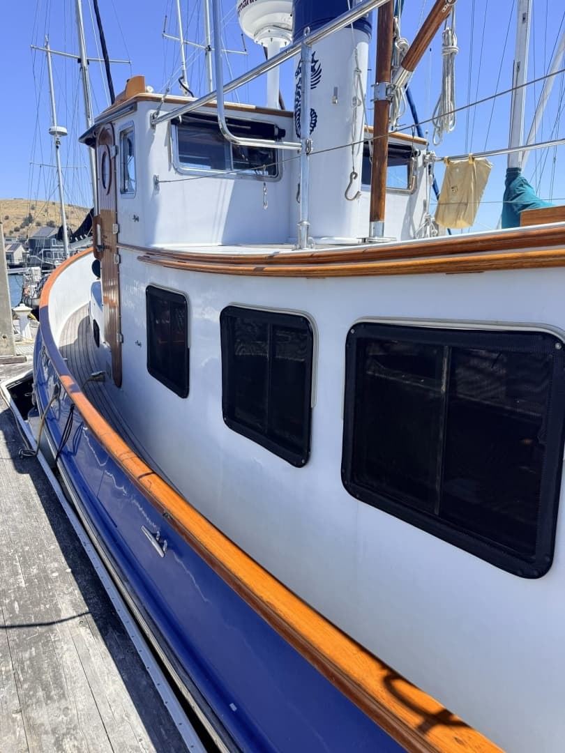 1987 Lord Nelson Victory Tug - Image 12