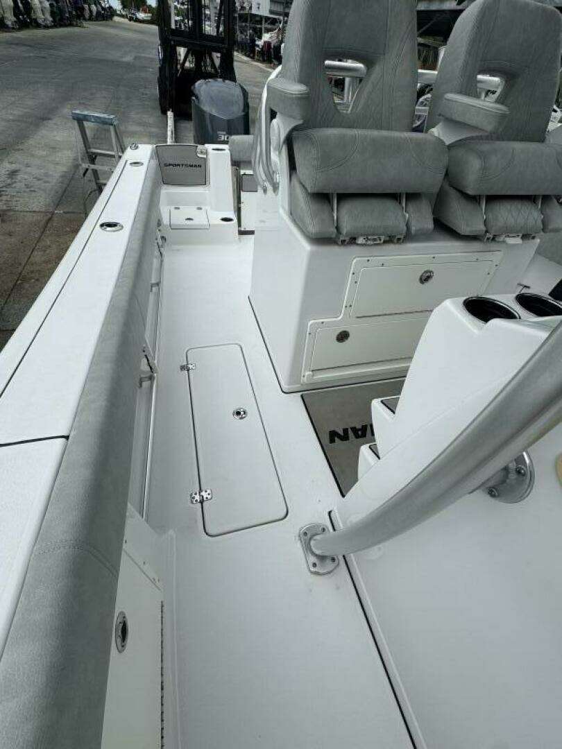 2020 Sportsman — - Image 7
