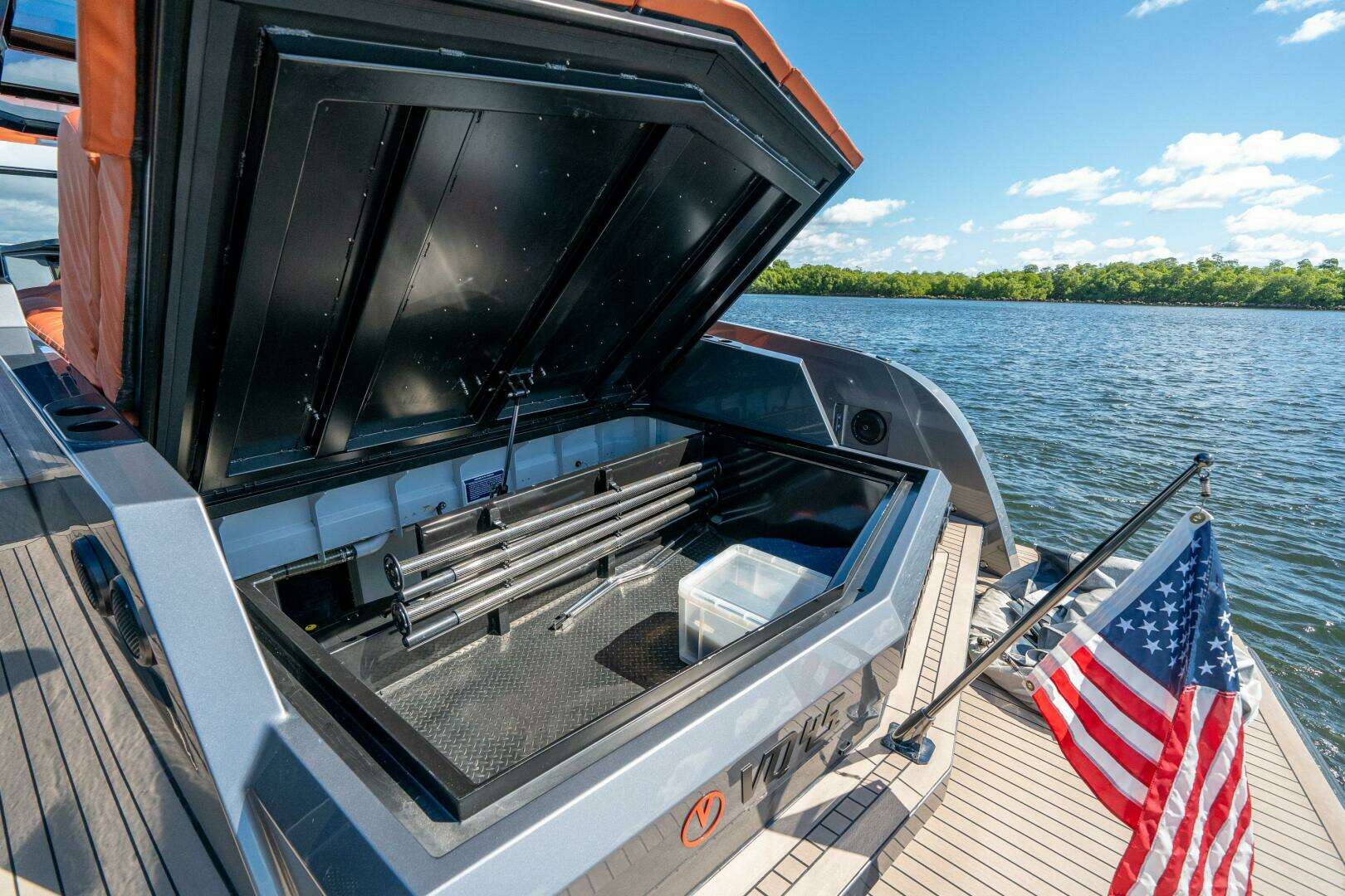 2022 Vanquish Yachts VQ45 - Image 10