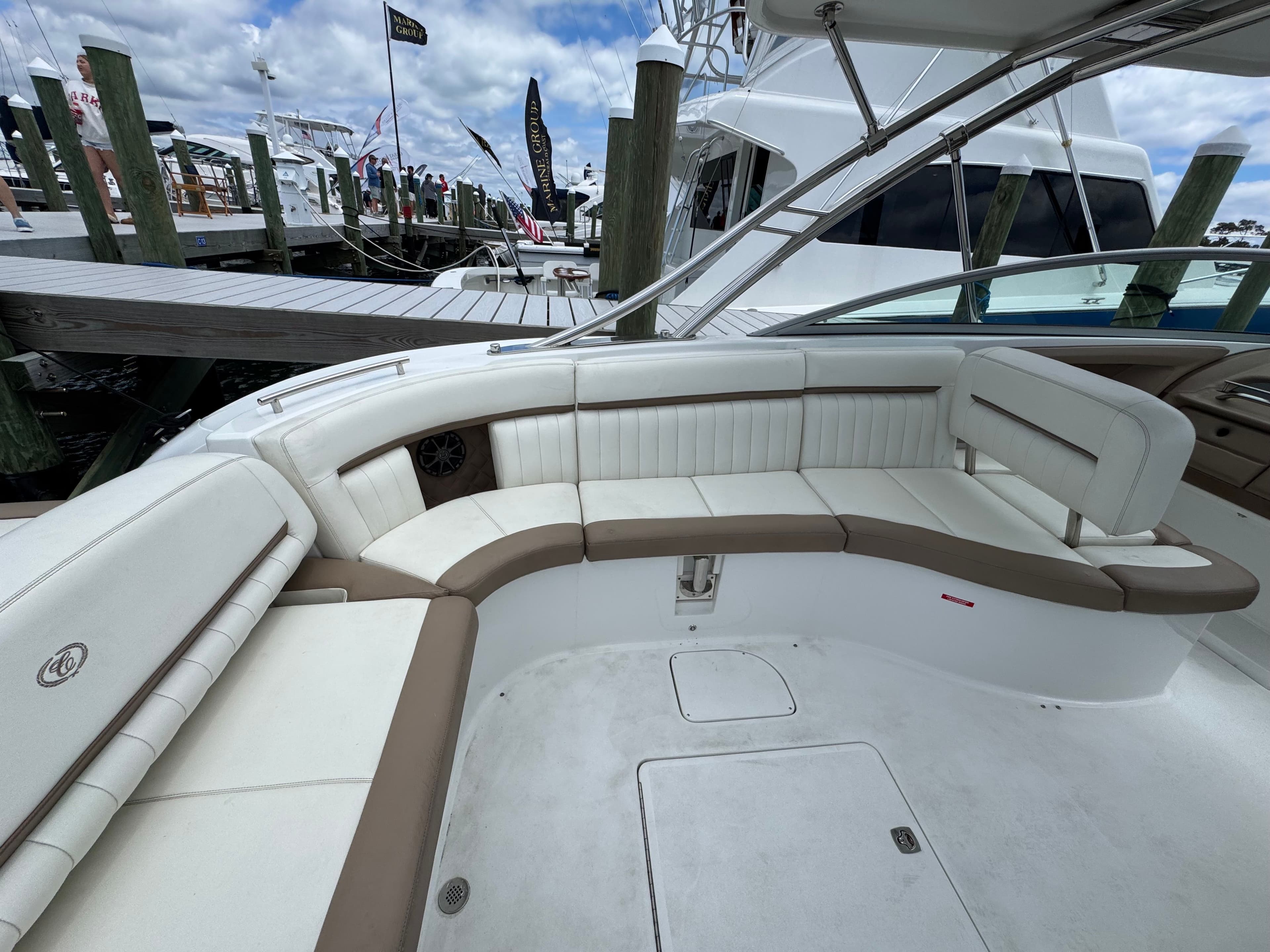 2012 COBALT 323 - Image 8