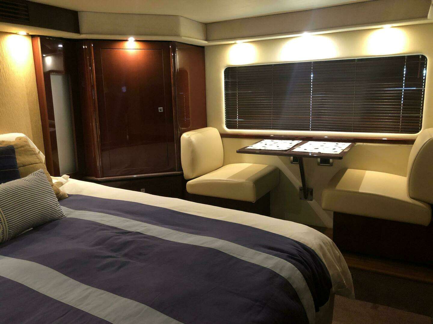 2008 Sea Ray 55 Sundancer - Image 34