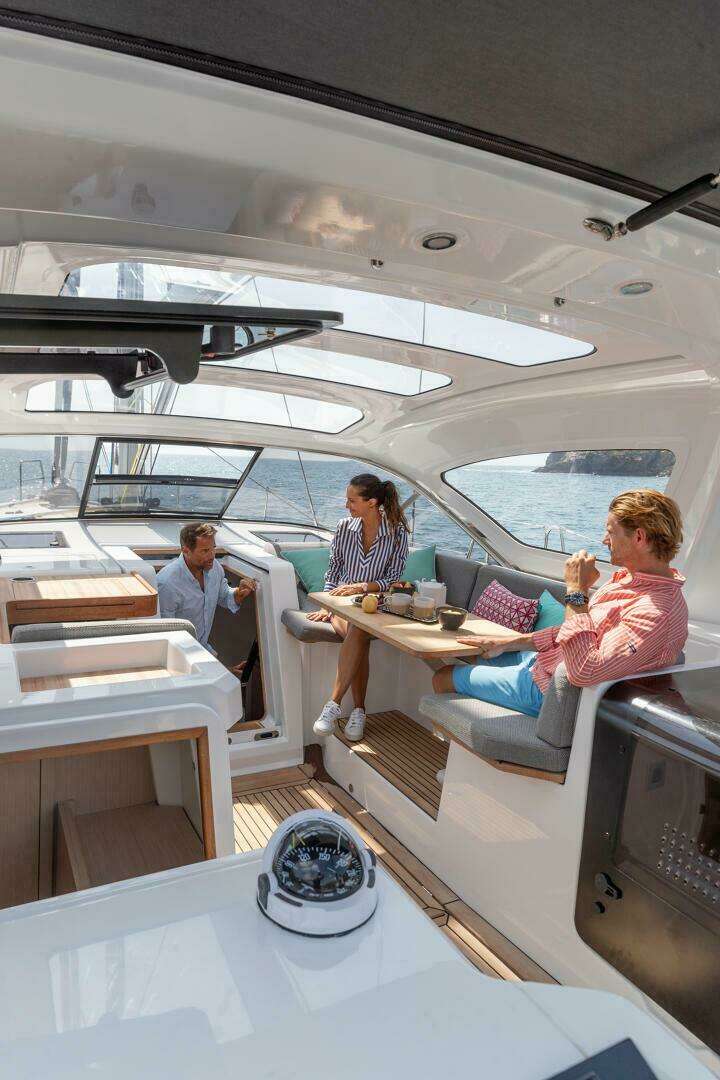 2026 Jeanneau 55 - Image 7
