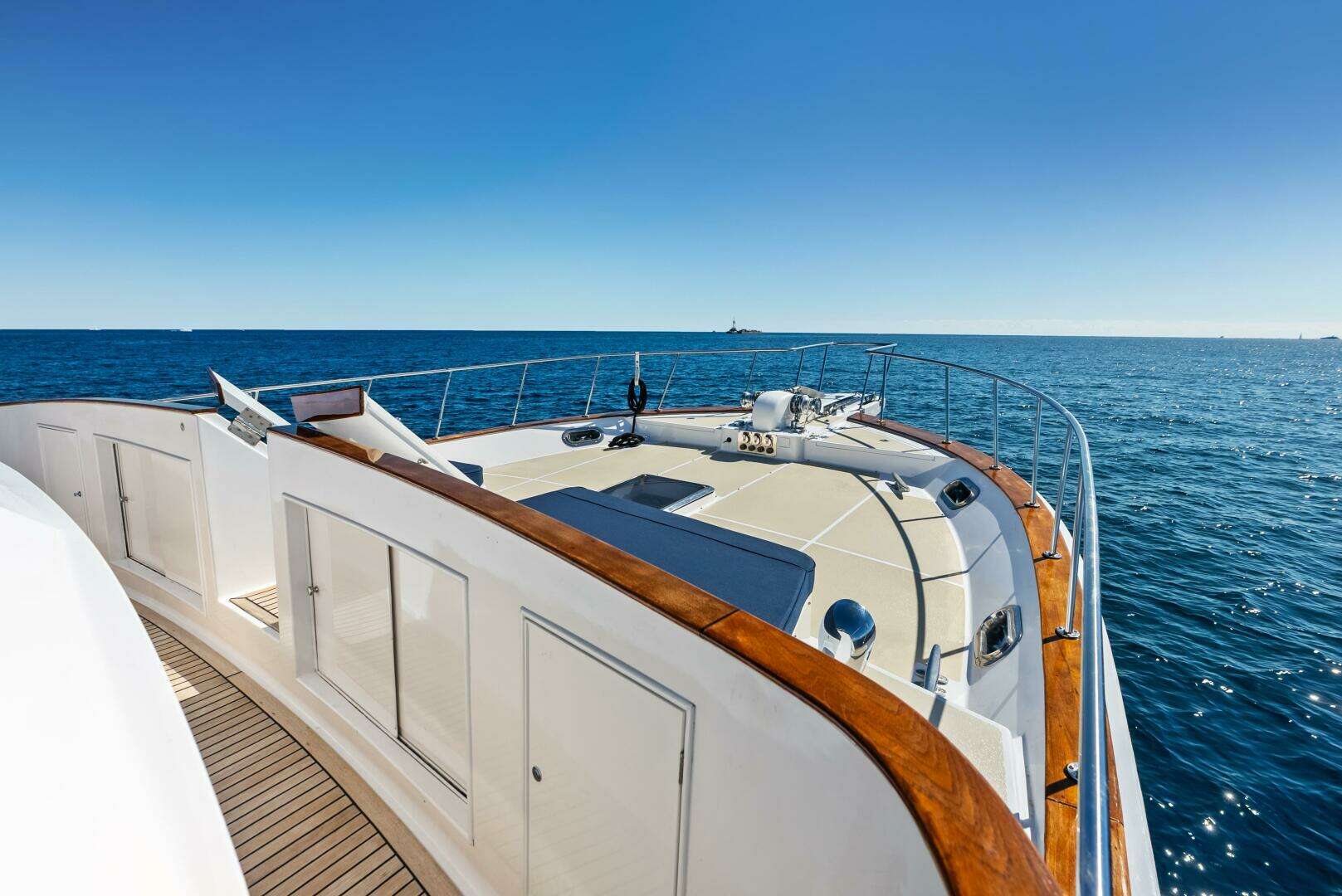 2005 Grand Banks 72 Aleutian RP - Image 45