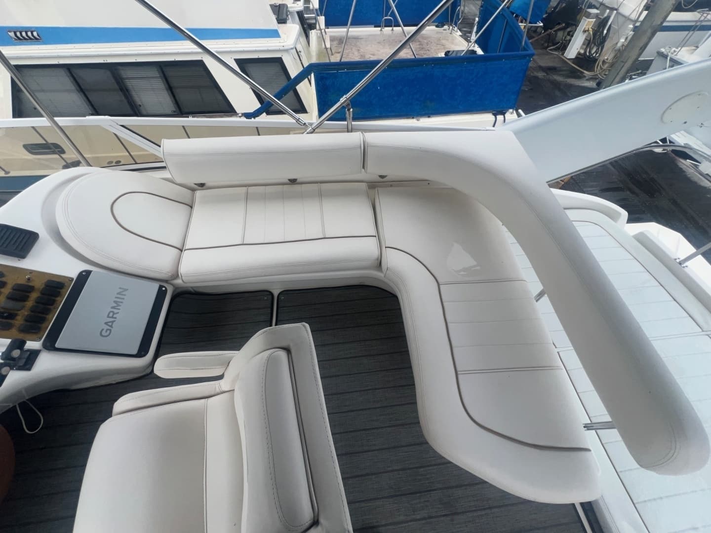 1997 Sea Ray 400 Sedan Bridge - Image 14
