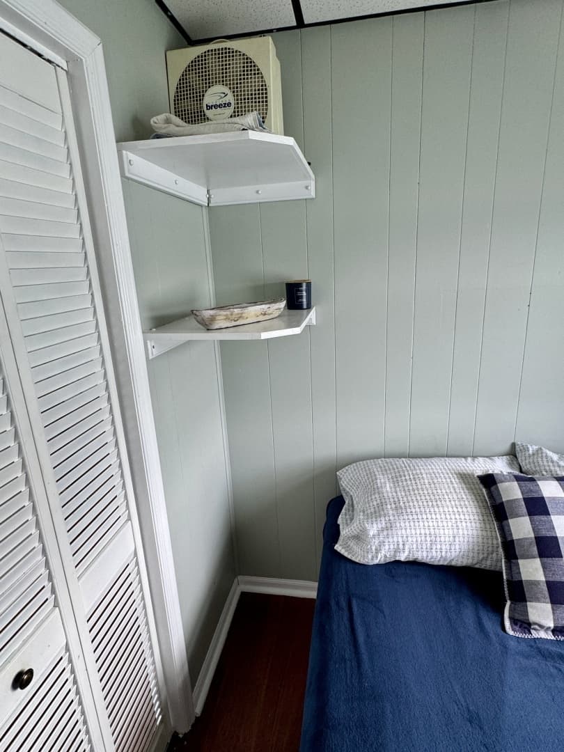 1978 Custom 18 x 24 Off-Grid Floating Cabin Approx 385sqft - Image 38
