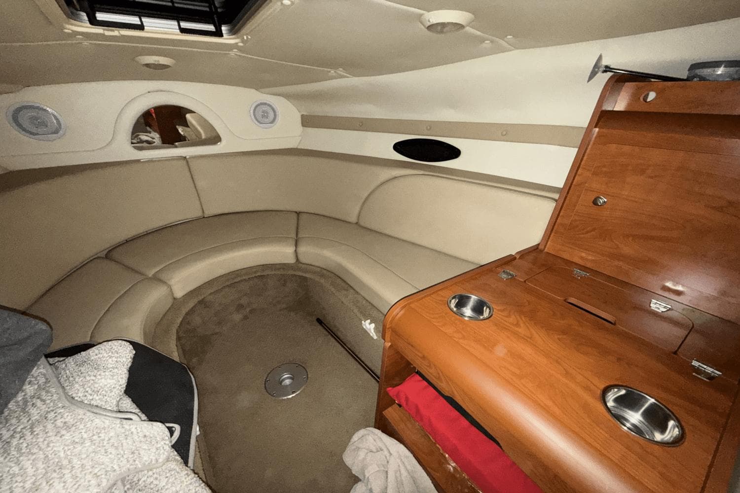 2006 Rinker Atlantic 230 - 32