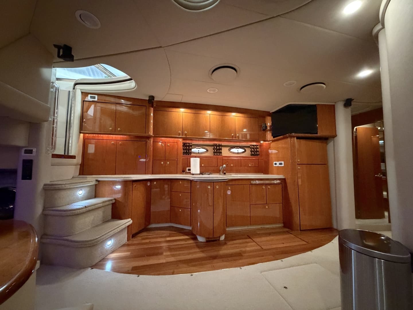 2001 Sea Ray 510 Sundancer 800 CAT - Image 22