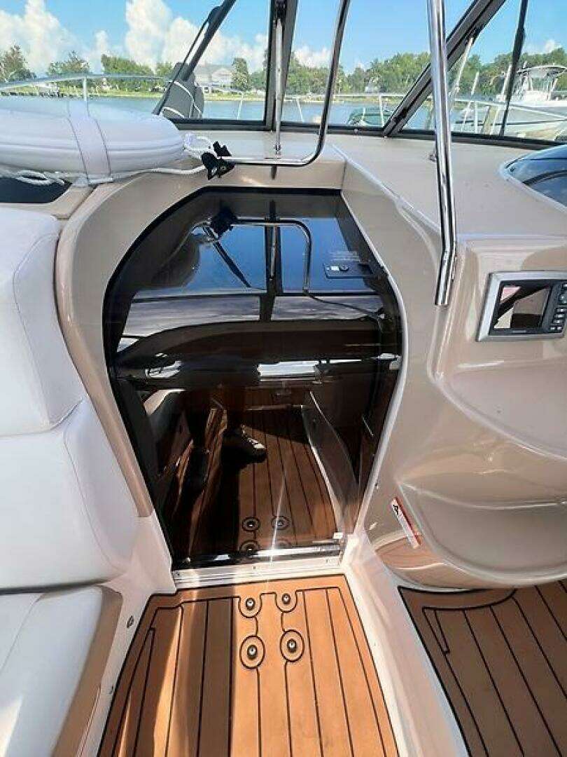 2009 Four Winns V338 - Image 27