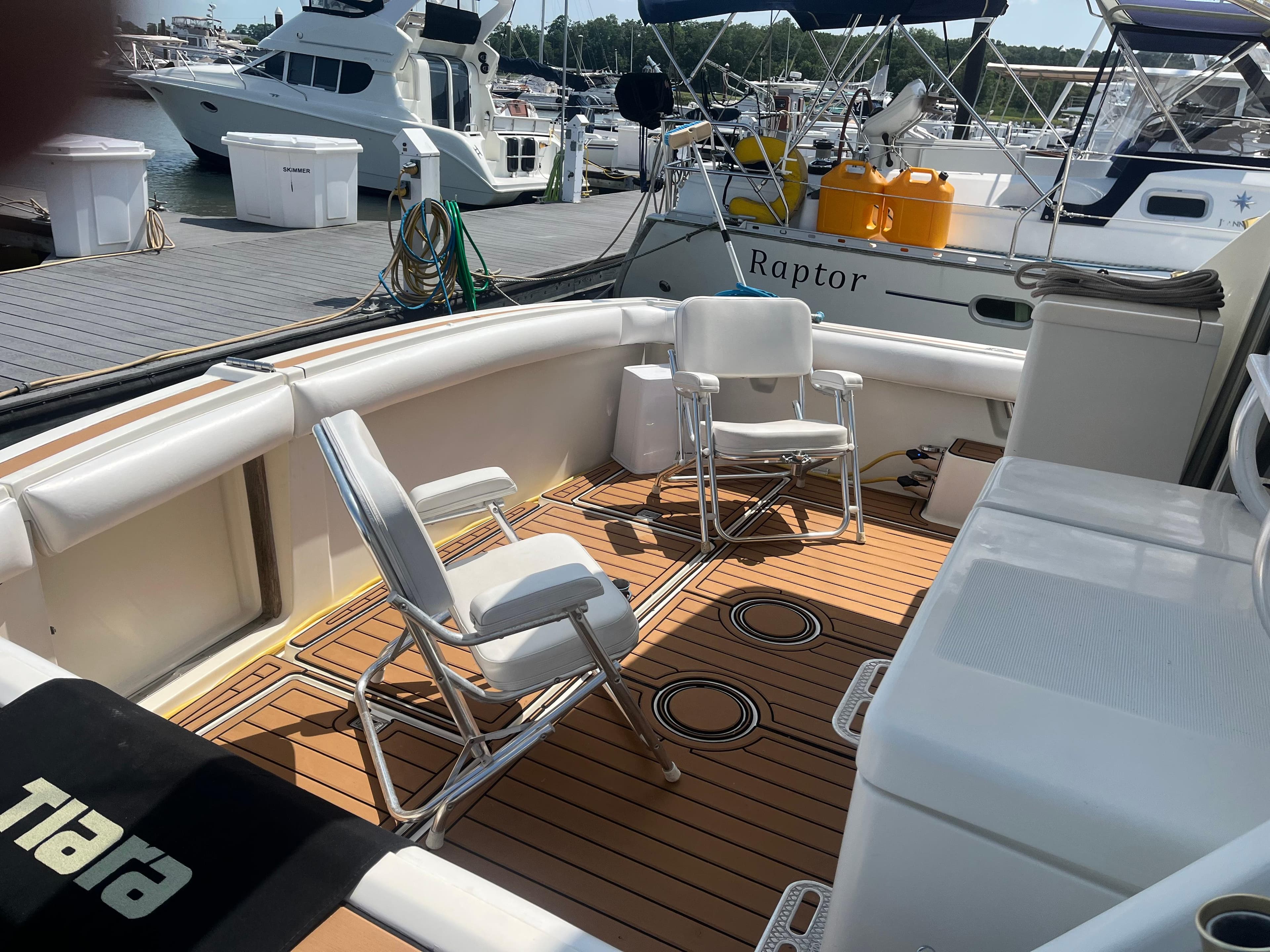 1987 Tiara Yachts 3600