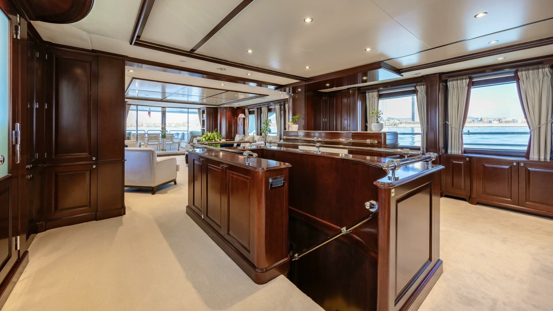 2009 Benetti Benetti Classic 120 - Image 31