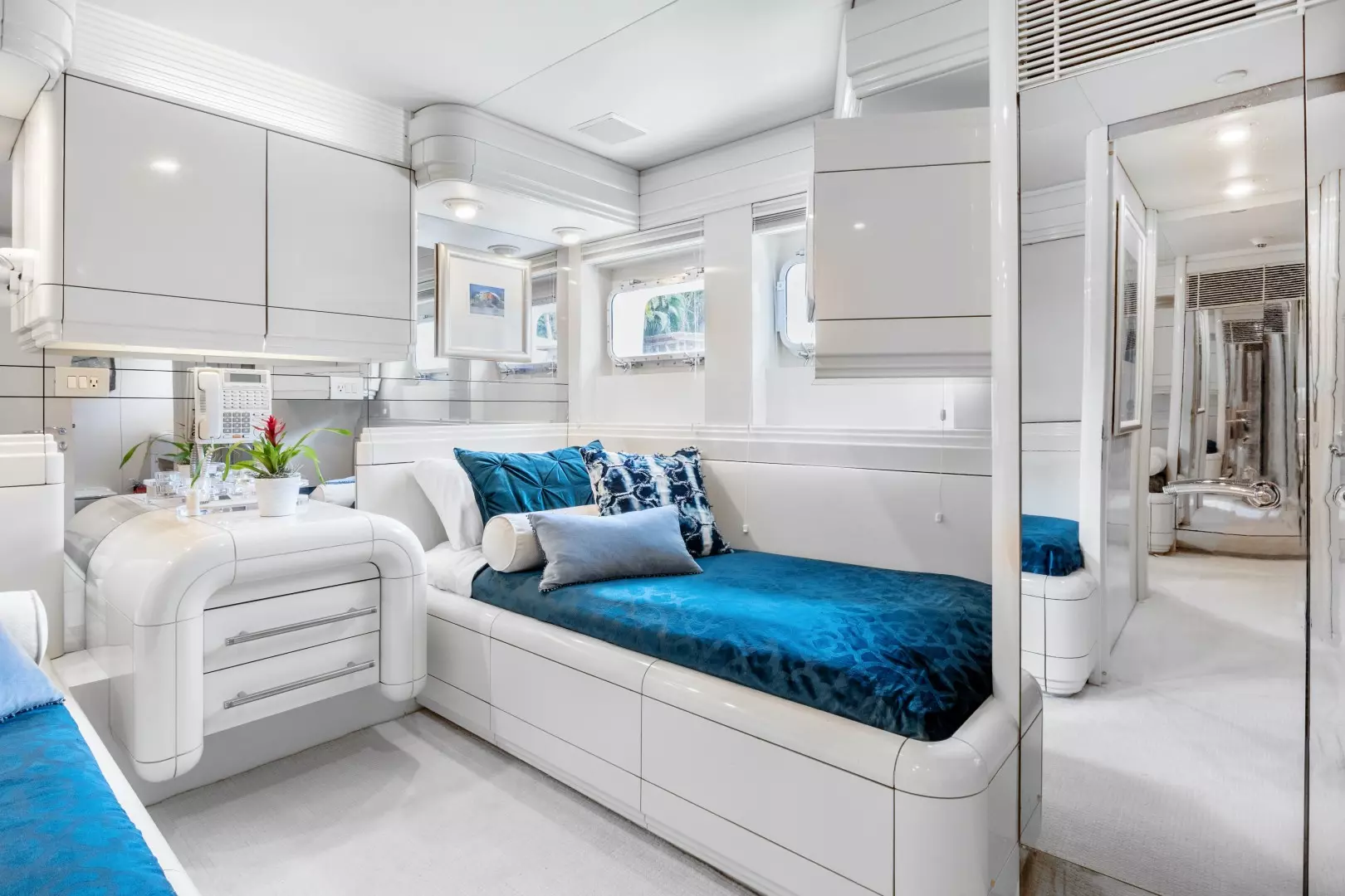 1989 Oceanfast Motor Yacht - Image 54