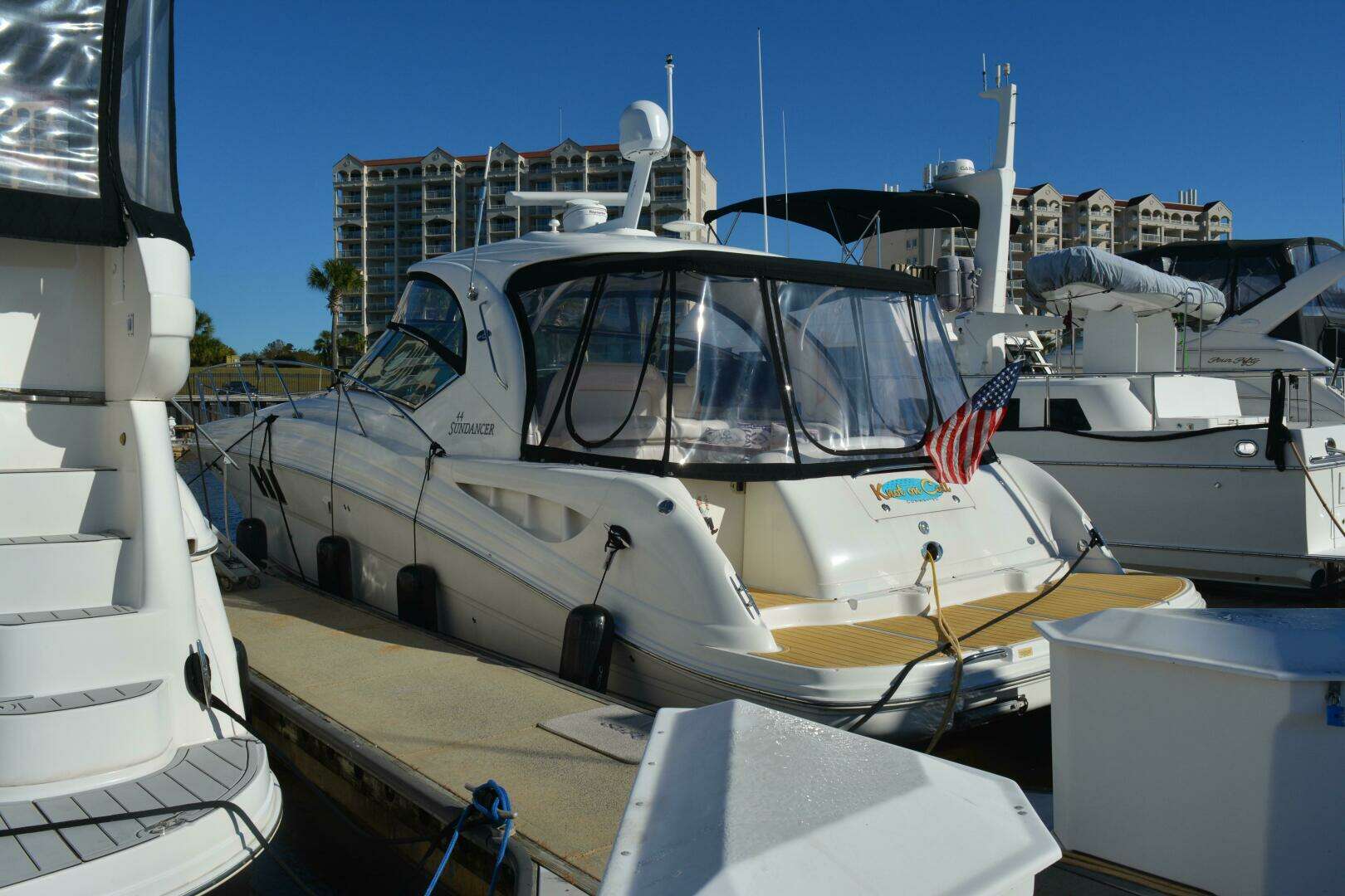 2007 Sea Ray 44 Sundancer - Image 11